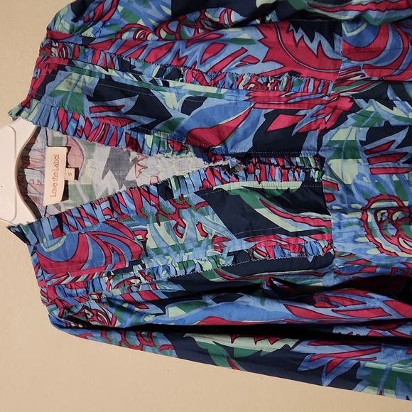 ❤️ NWOT! LOVE THE LABEL COTTON RUFFLED PUFF SLEEVE TOP / BLOUSE, SMOCKED CUFF, S - Picture 4 of 11